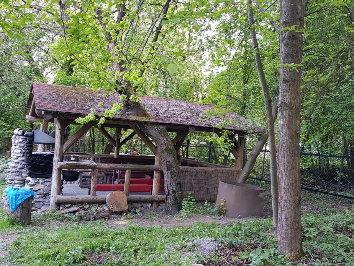 Chata Pod Skalou Valaská Zewnętrze zdjęcie